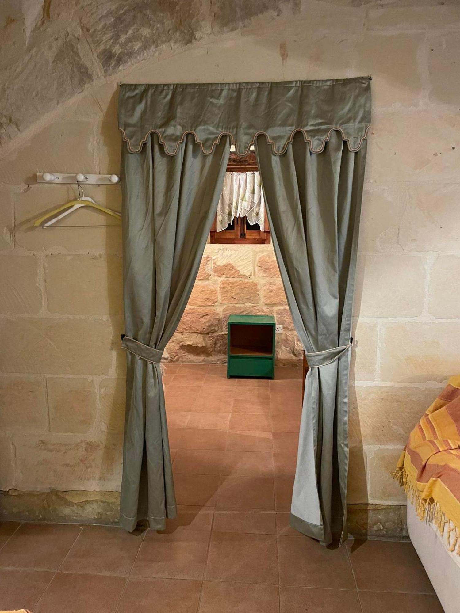400Yr Farmhouse In Xaghra Gozo - Separate Rooms Exterior photo