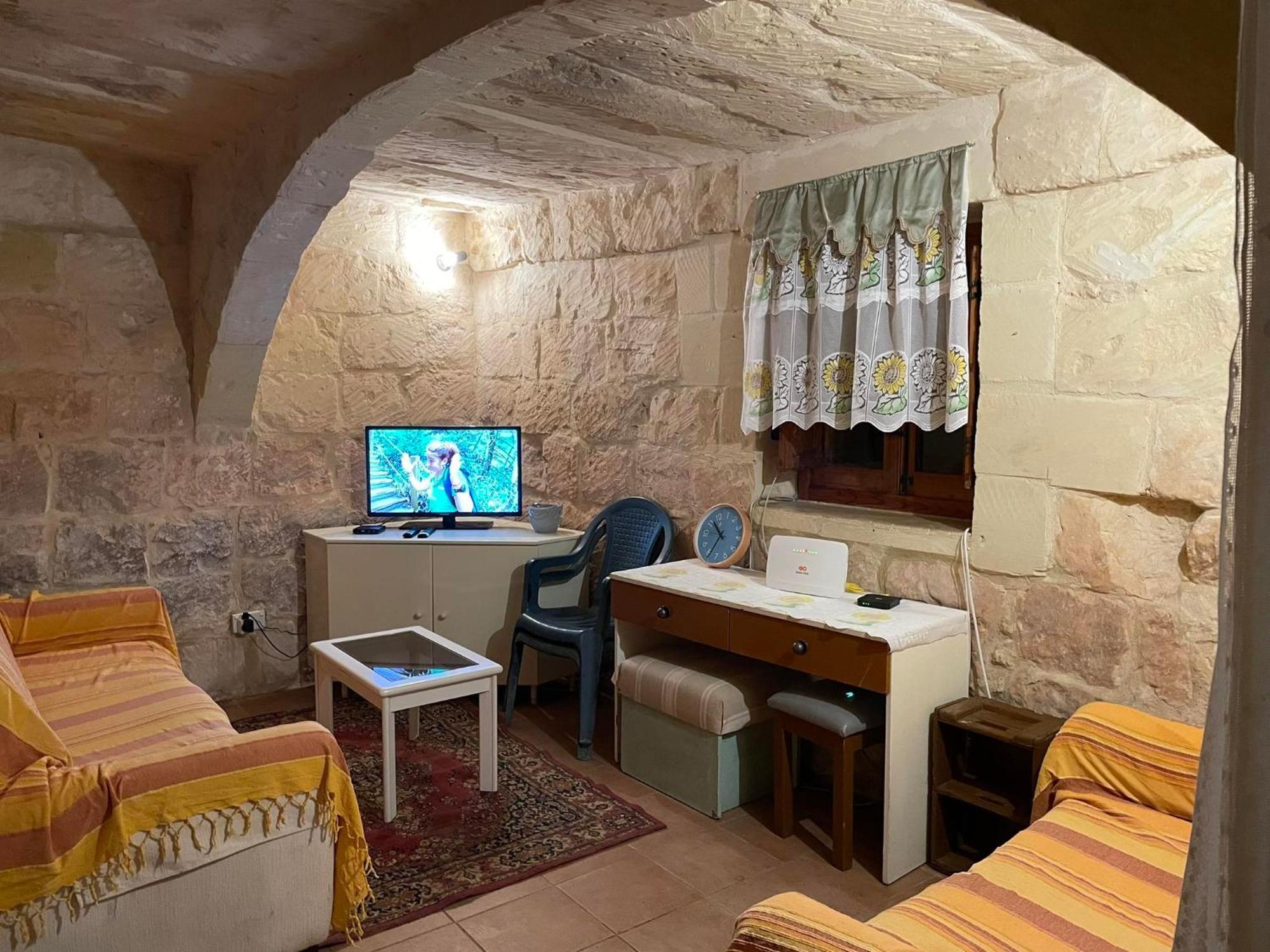 400Yr Farmhouse In Xaghra Gozo - Separate Rooms Exterior photo