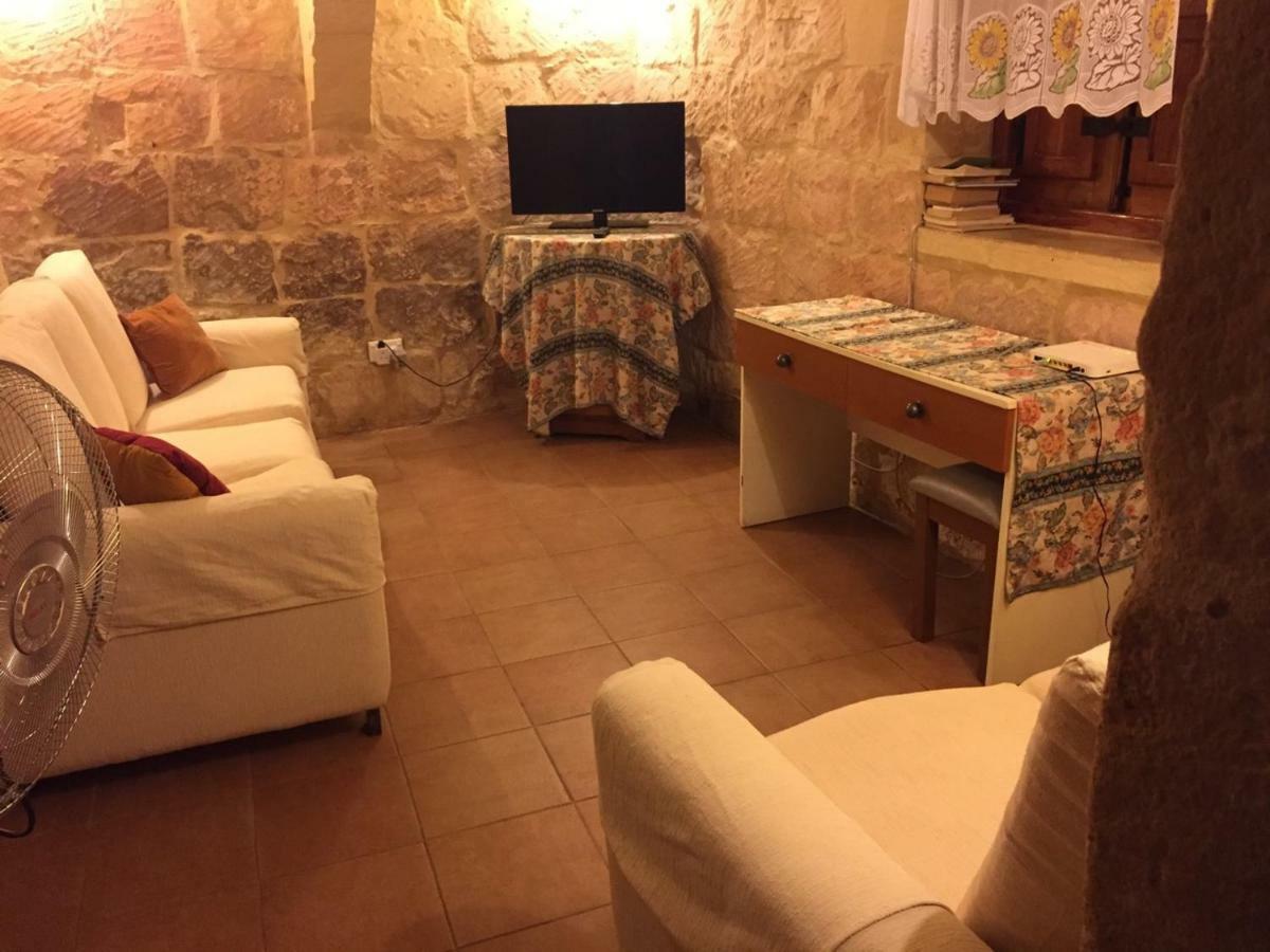 400Yr Farmhouse In Xaghra Gozo - Separate Rooms Exterior photo
